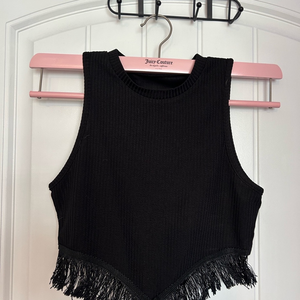 SHEIN Black Ribbed Fringe Cropped Tank